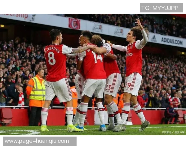今日趣图：曼联进攻如潮却只收获平局阿森纳零封对手轻松拿分