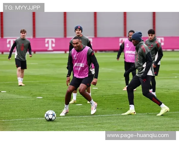 备战欧冠之路拜仁全队合练格纳布里基米希状态回暖